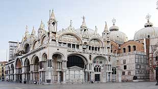 La Basilica D’Oro e Venezia in Gondola